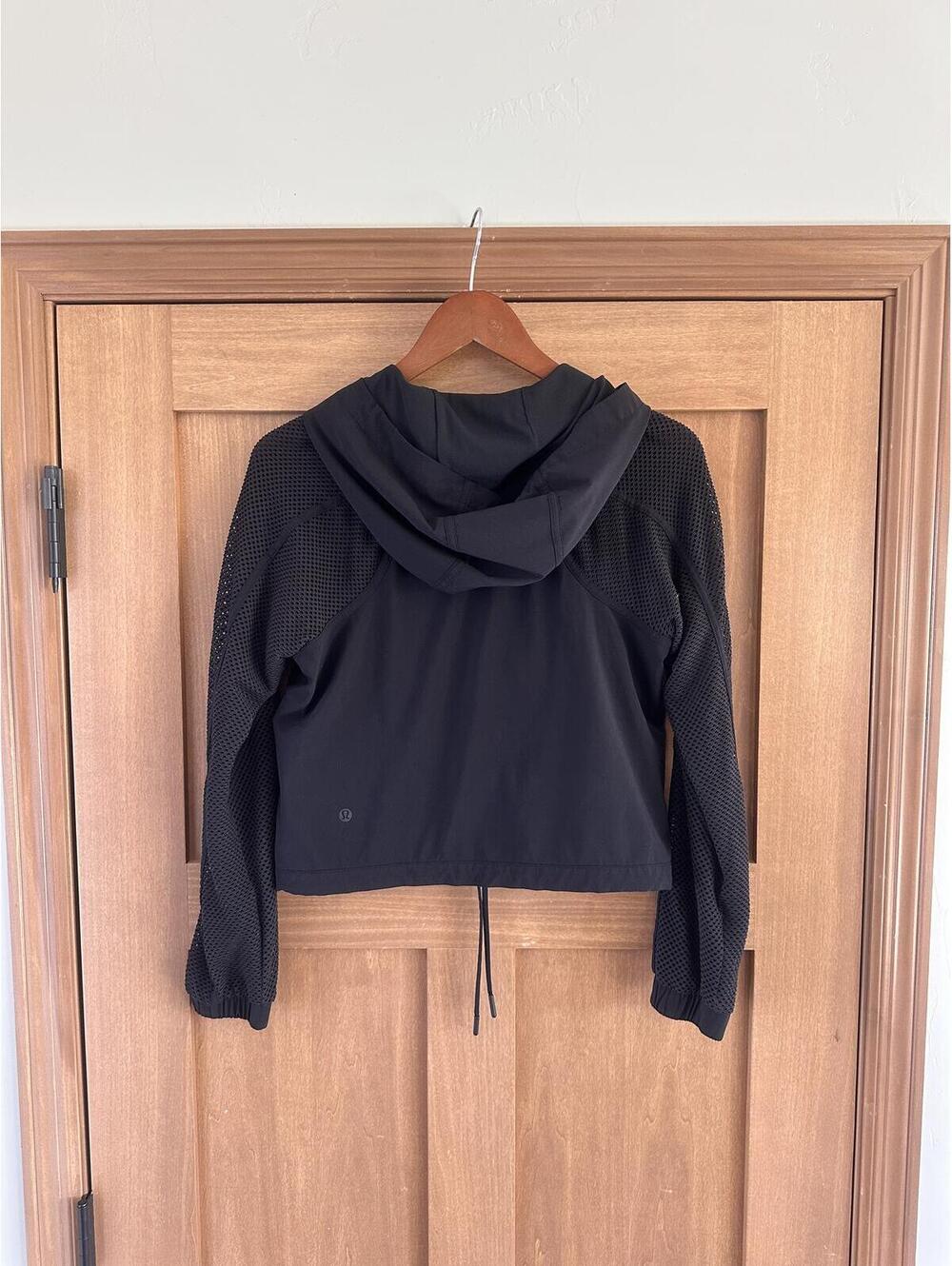 Lululemon Catch a Breeze Hooded Pullover Mesh Sleeves Black Women’s XS LW3BYWS - Picture 6 of 15